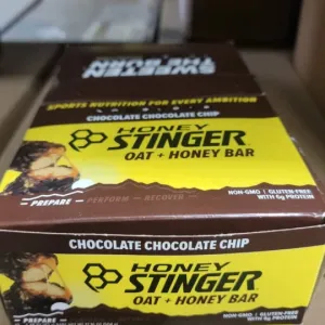 Honey Stinger Oat And Honey Bar - 12-Pack Chocolate Chocolate Chip, One Size