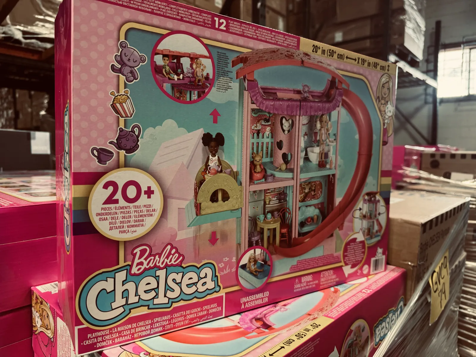 Barbie Dollhouse, Chelsea Playhouse with Transforming Areas & 20+ Pieces,  Includes 2 Pets, Pool, Furniture & Accessories